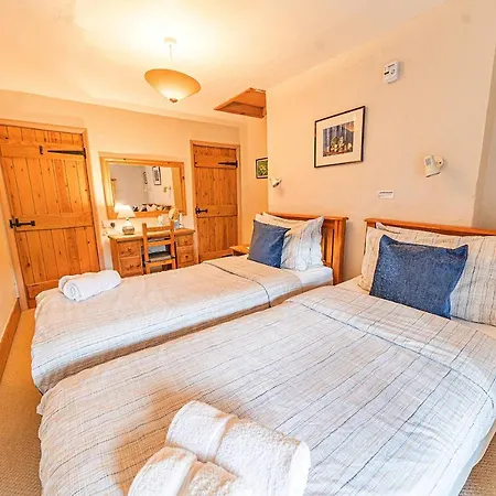 Finest Retreats - Church House